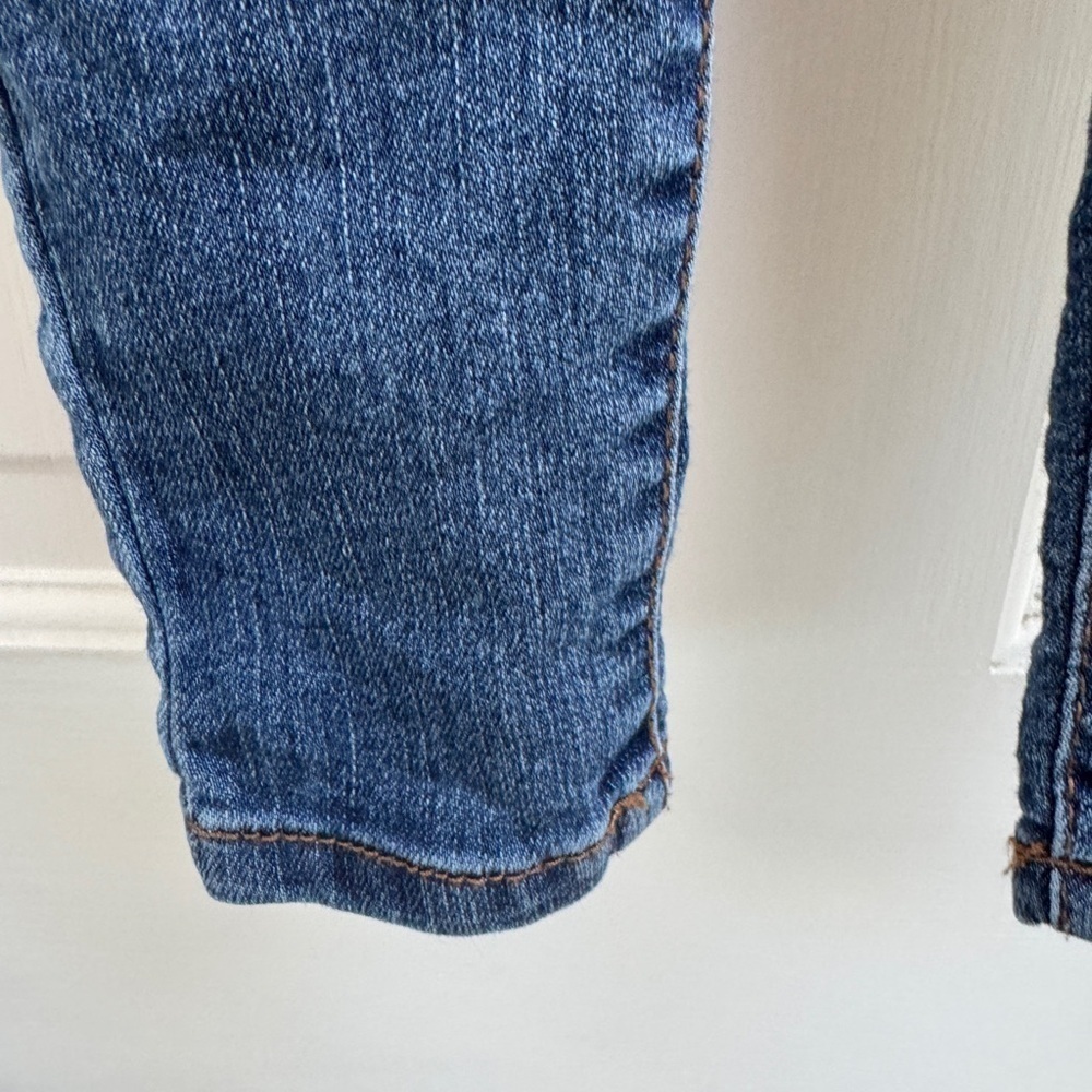 NWOT OshKosh B'gosh 3T Girls Blue Denim Jean Jeggings Pants - Picture 2 of 6